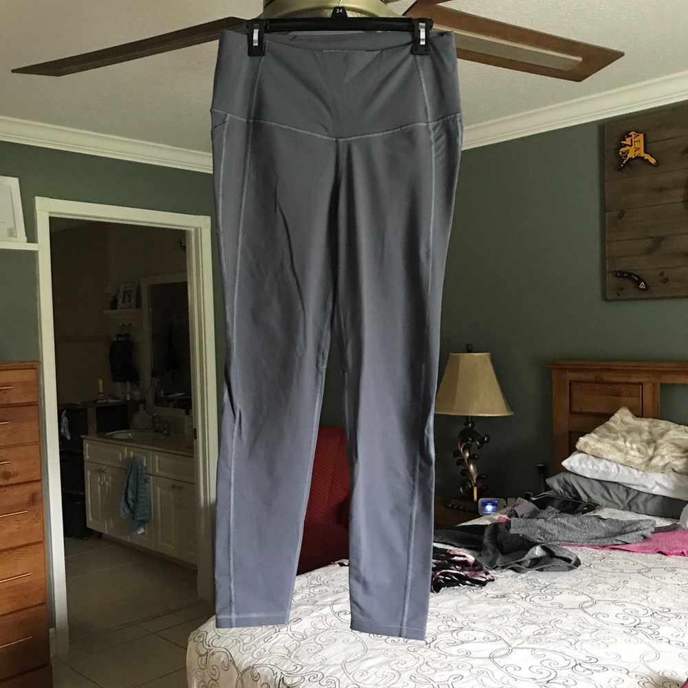 Victoria’s Secret Knockout tights WITH POCKETS 😃